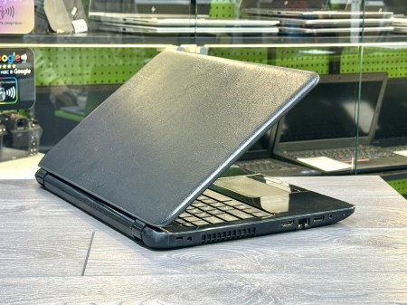 HP 15-R131Wm 3